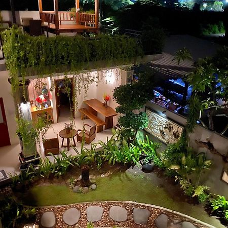 Dikubu Belong Seminyak Hotel Buitenkant foto