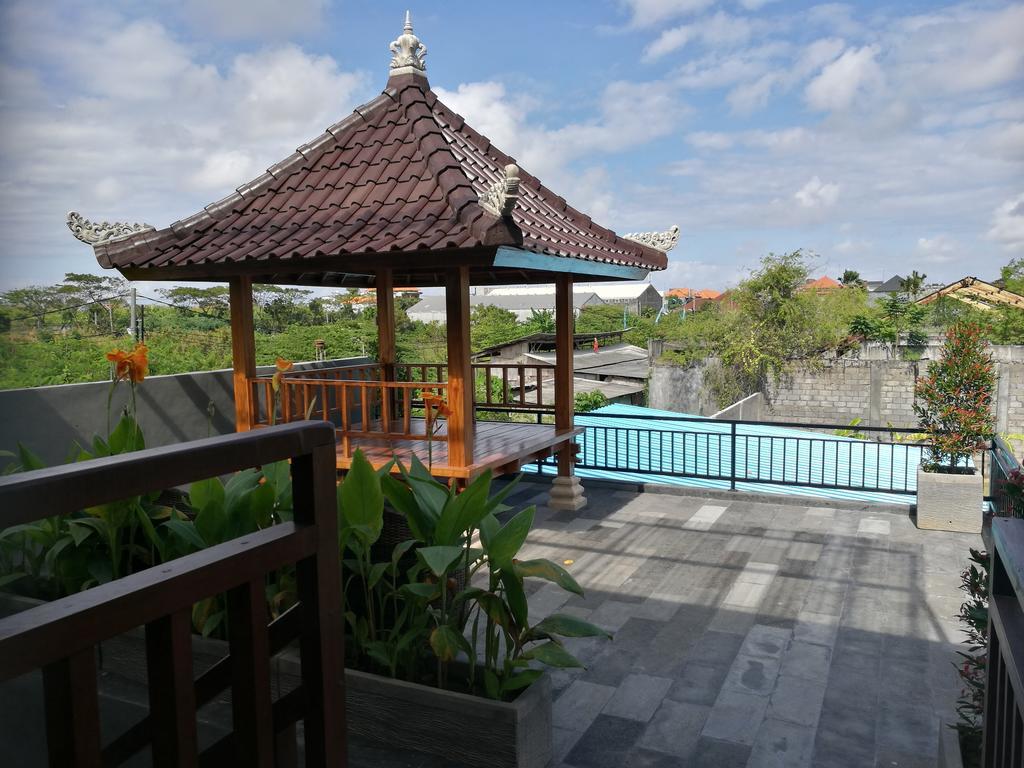 Dikubu Belong Seminyak Hotel Buitenkant foto