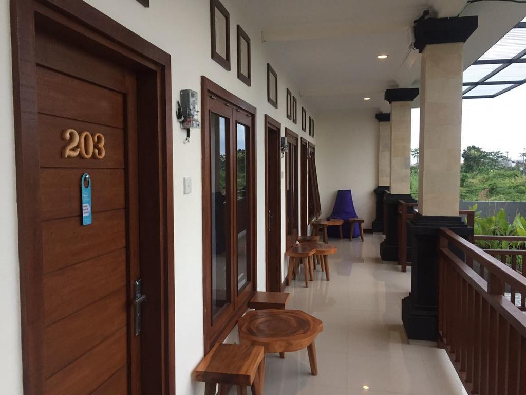 Dikubu Belong Seminyak Hotel Buitenkant foto
